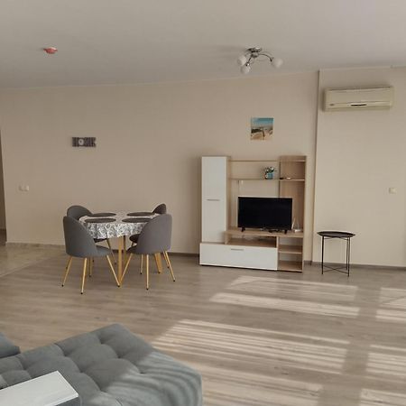 Apart Allure Dobi Aparthotel Primorsko Luaran gambar