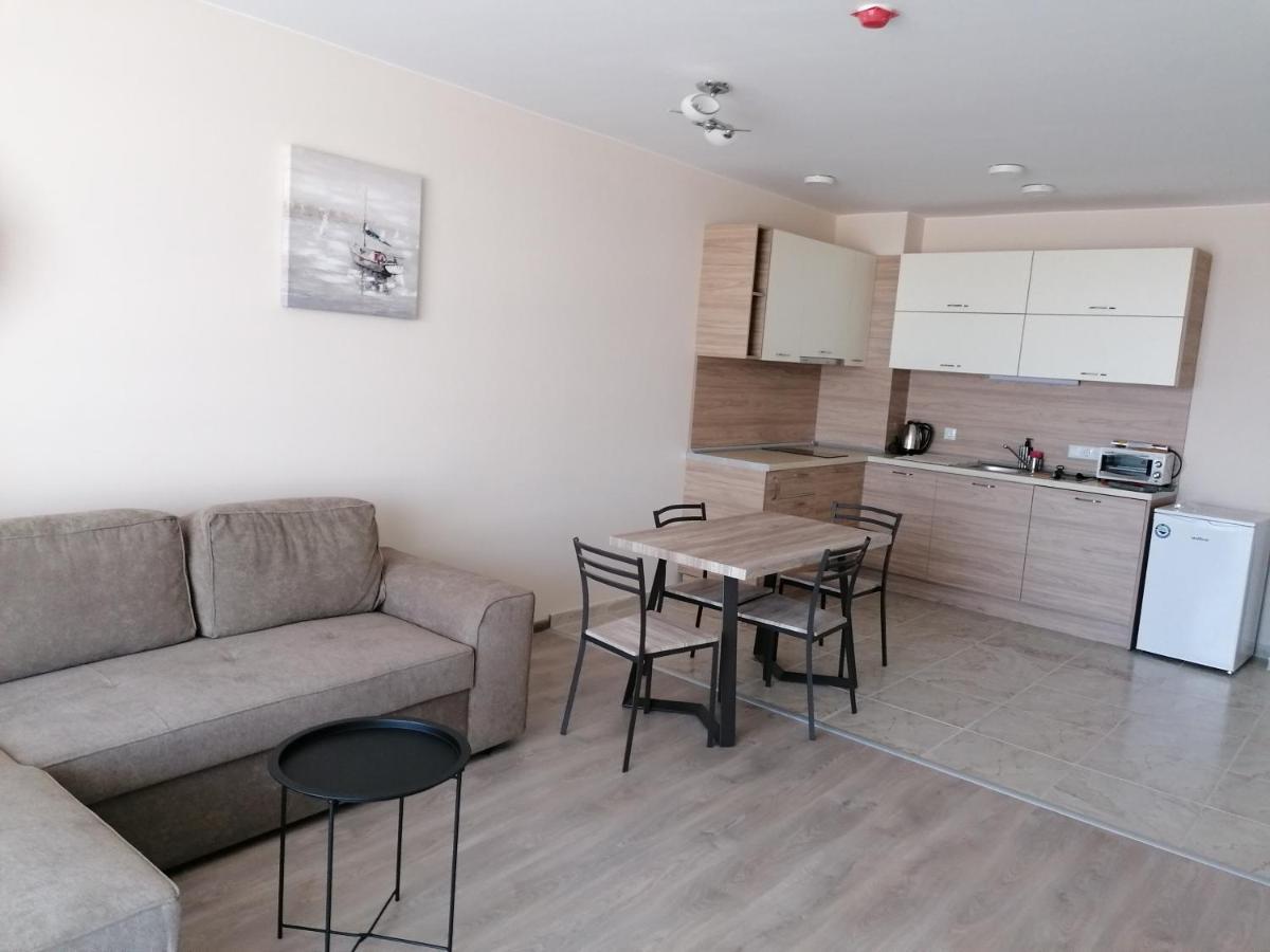 Apart Allure Dobi Aparthotel Primorsko Luaran gambar